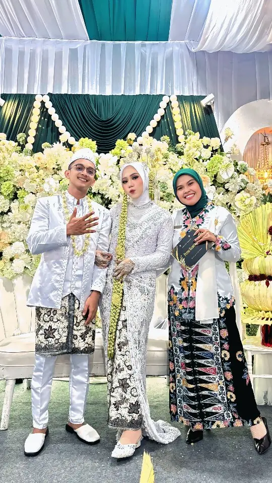 Cuplikan akad Aulia dan Indra yang dipandu MC Putri